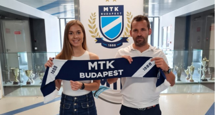 Vajda Orsolya és Vachter Fanni is az MTK Hungária játékosa
