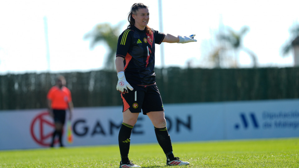 Lauren Brzykcy Angliába igazolt, Csiszár Henriettáék jól kezdték az évet